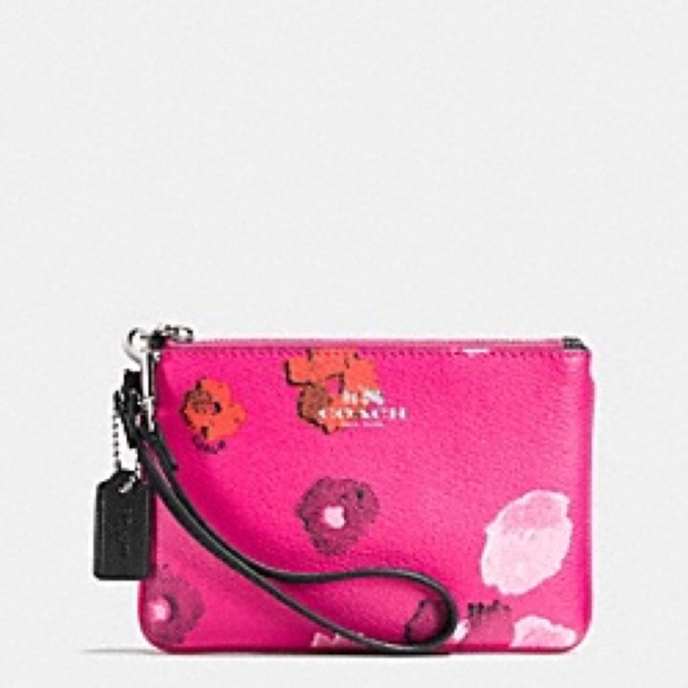 NWT Coach beautiful wristlet!! PRICE FIRM